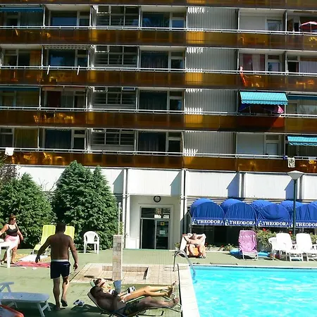 Neptun Apartman Appartamento *