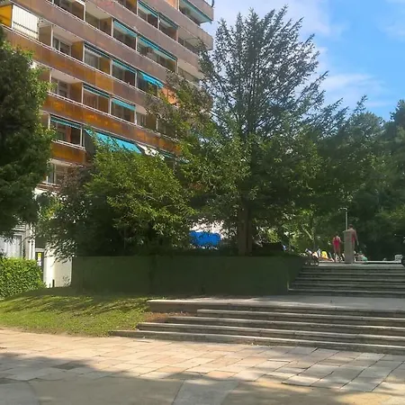 Neptun Apartman *